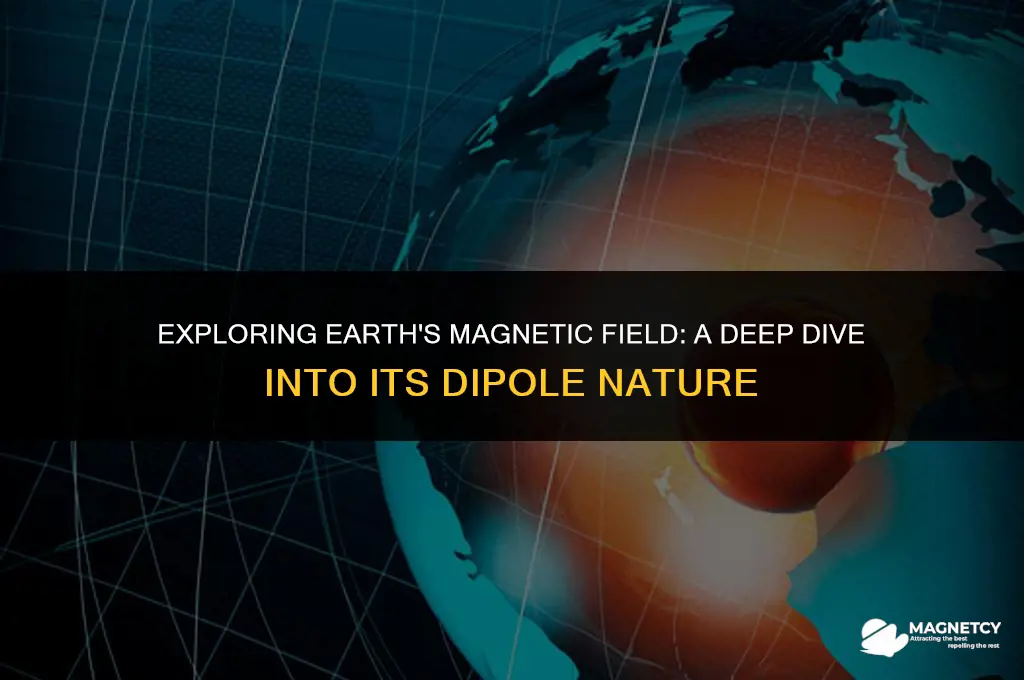 does the earth have a dipole magnetic field